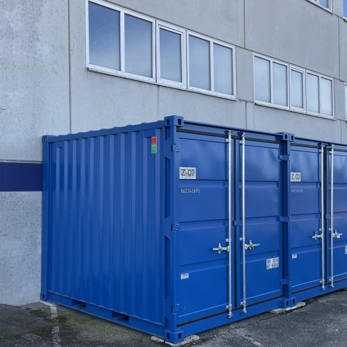 Container